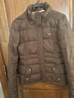 Hollister brown coat junior size large (no hood)